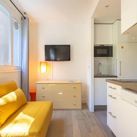 Апартаменты Studio Paris By Interhome *