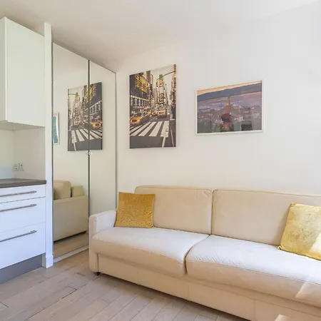 Studio Paris By Interhome *