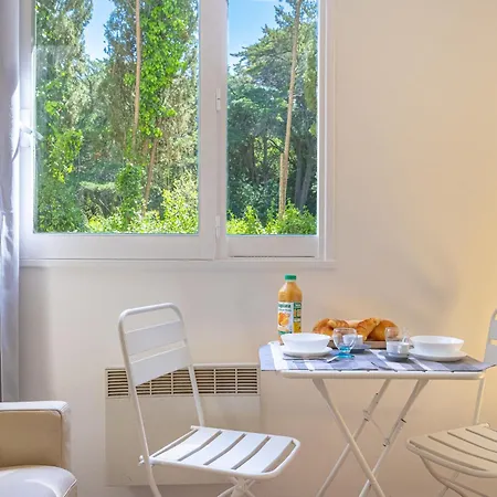 Apartment Studio Paris By Interhome